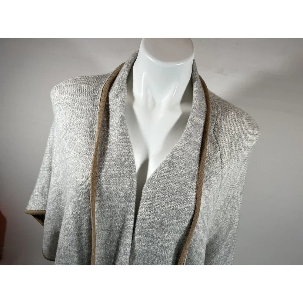 Freeway Boho‎ Shawl Womens One Size Gray Brown Contrast Trim Casual